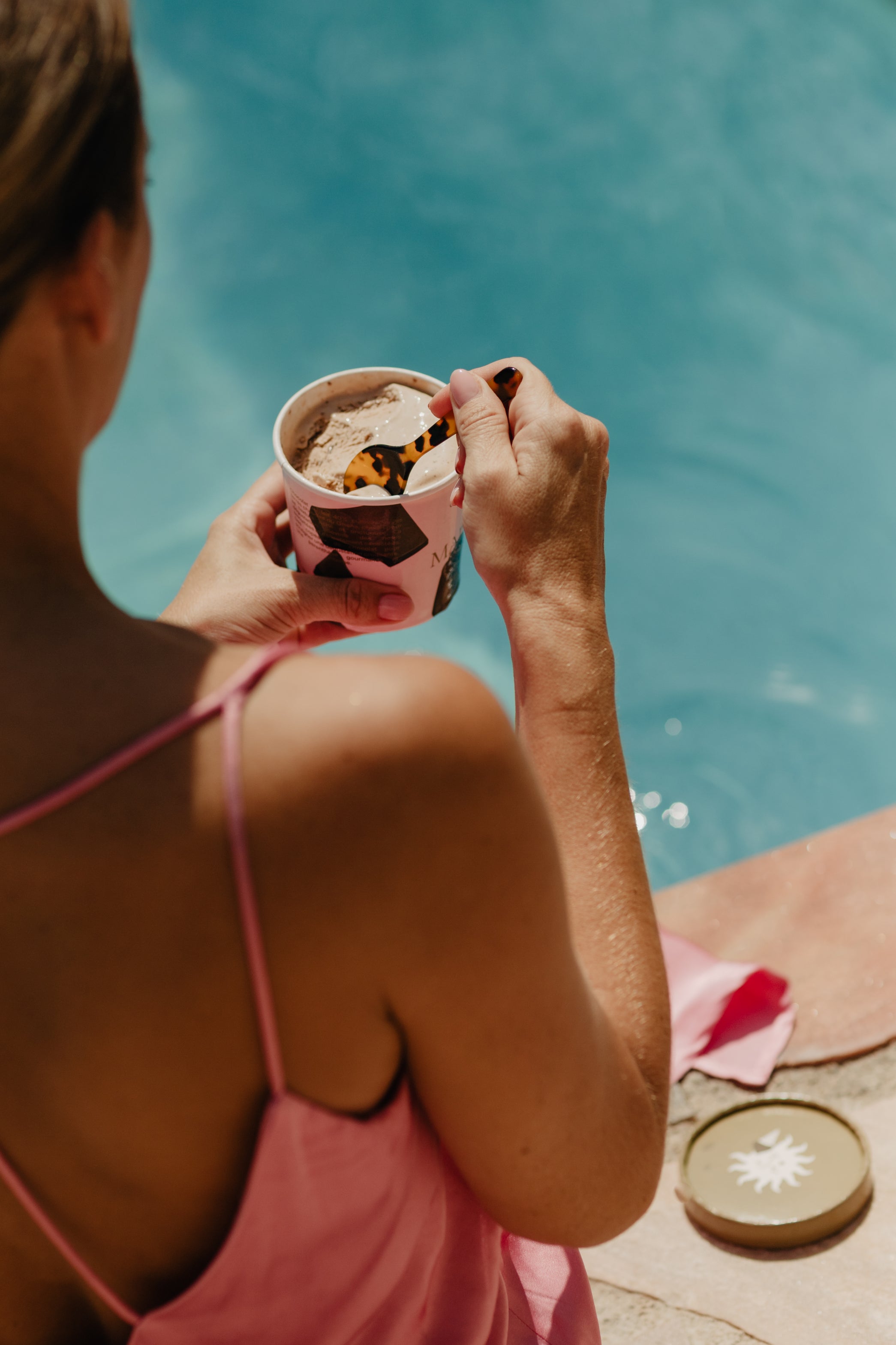 Crème glacée chocolat au lait & copeaux